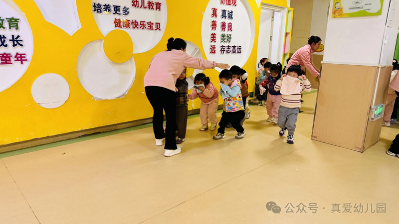 【安全指南】以“练”筑防，防患未“燃”——菏泽鲁西新区真爱幼儿园消防疏散演练